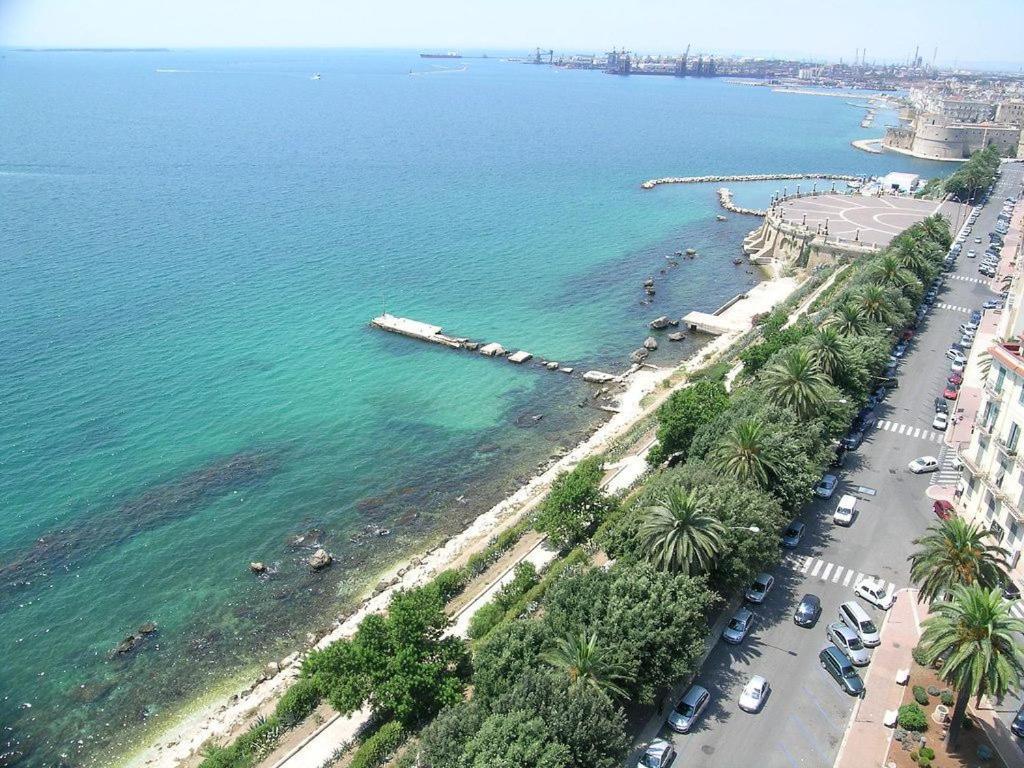 טאראנטו Suite Al Mare מראה חיצוני תמונה
