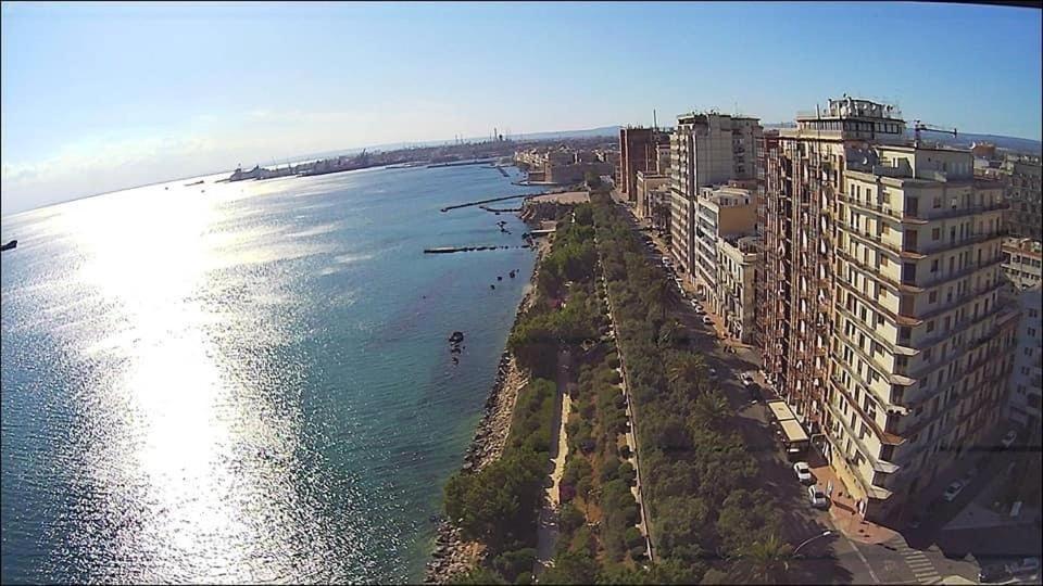 טאראנטו Suite Al Mare מראה חיצוני תמונה