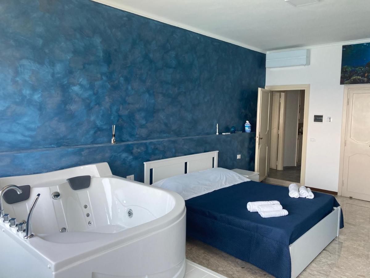 טאראנטו Suite Al Mare מראה חיצוני תמונה
