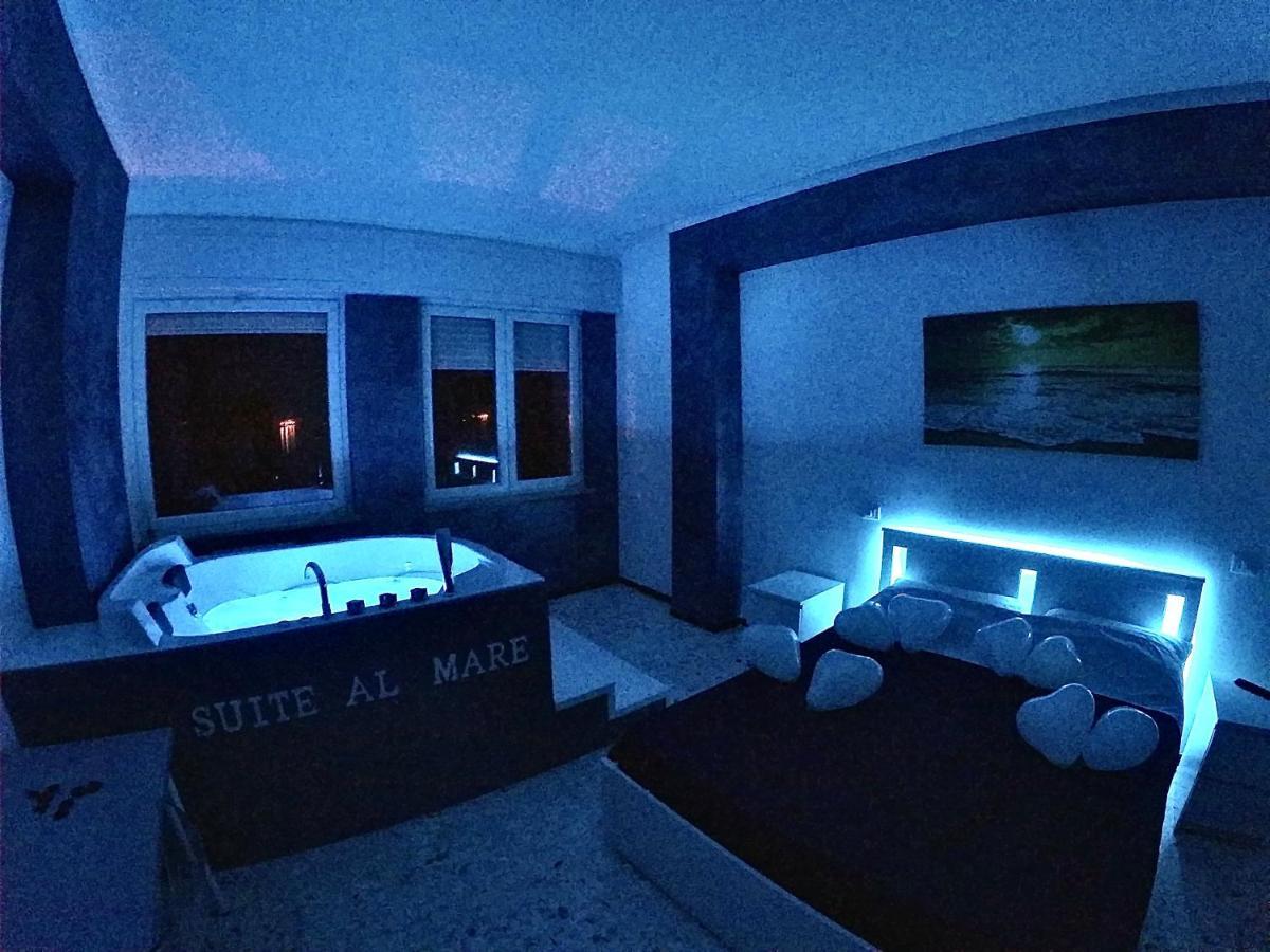 טאראנטו Suite Al Mare מראה חיצוני תמונה